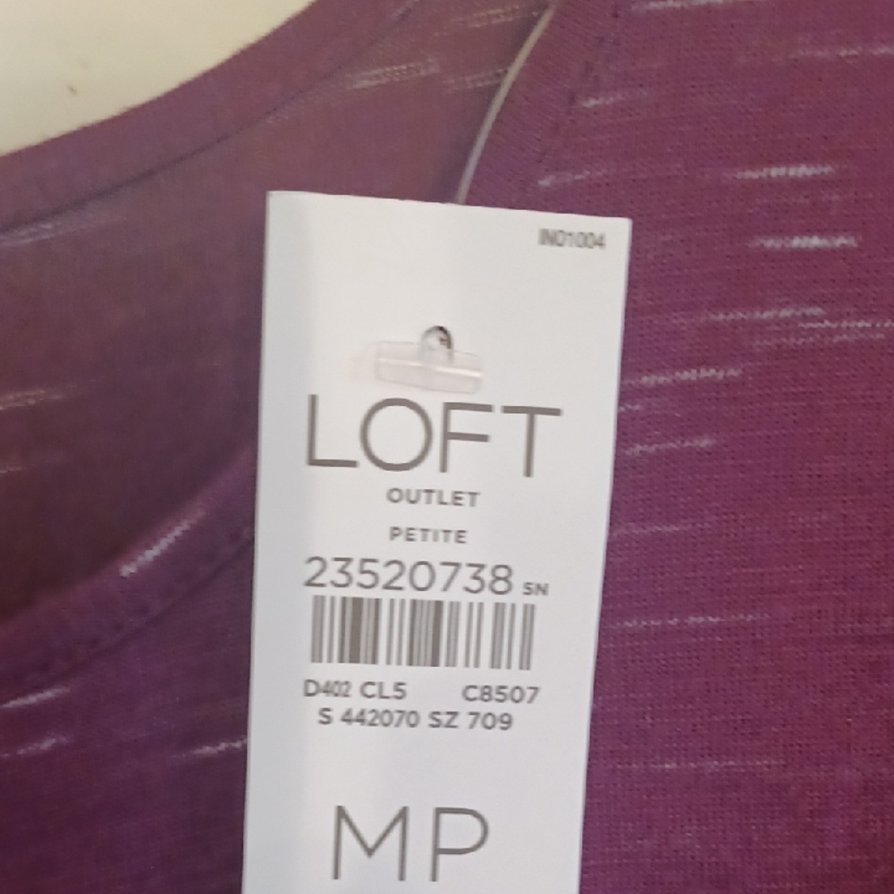LOFT Women's Deep Purple Blouse Medium P New With Tags - Picture 3 of 6